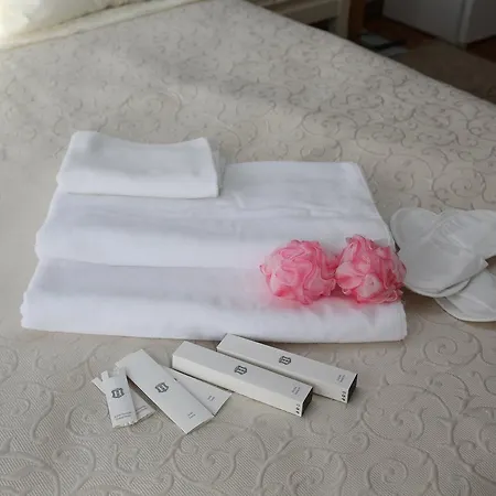 Butik 2* איזמיט