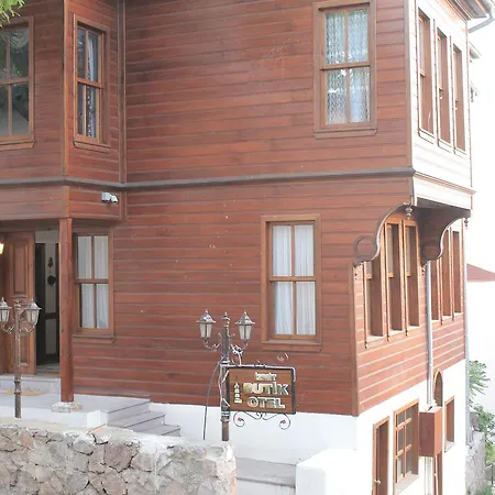 מלון Butik איזמיט