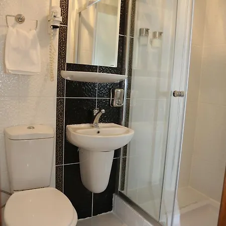 Butik מלון איזמיט