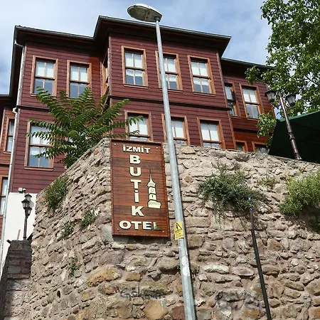 מלון Butik איזמיט