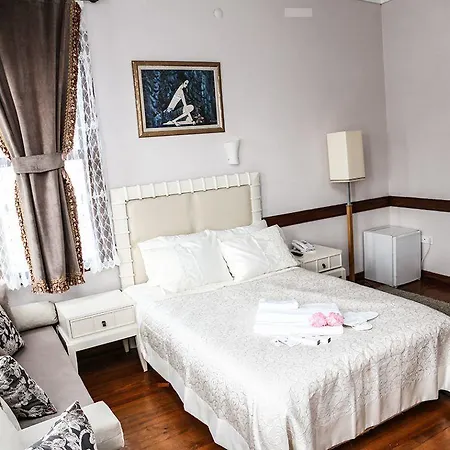 ホテル Butik イズミット