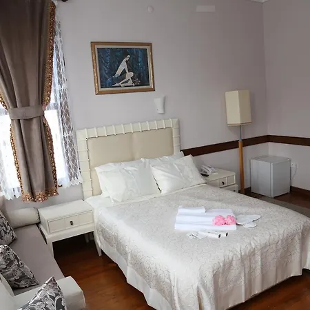 ホテル Butik イズミット